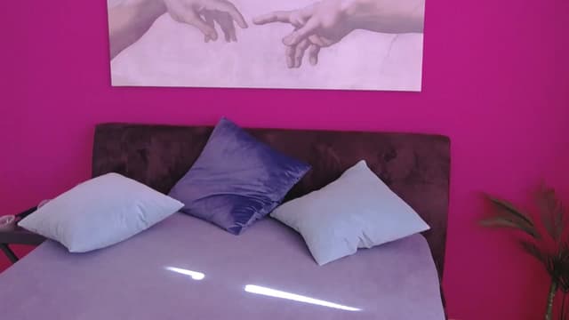 Gallery image thumbnail from Er_in's myfreecams stream on, 03/18/2023, 11:04 image 20 of 20