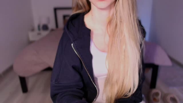 Gallery image thumbnail from Evali's myfreecams stream on, 04/13/2026, 15:50 image 16 of 20