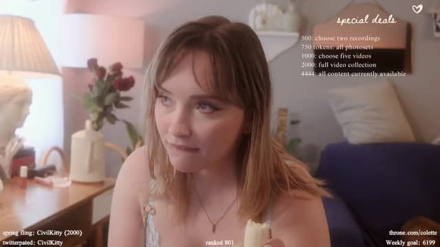 Gallery image thumbnail from Femme's myfreecams stream on, 04/18/2024, 19:08 image 14 of 20