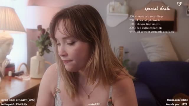 Gallery image thumbnail from Femme's myfreecams stream on, 04/18/2024, 19:08 image 17 of 20
