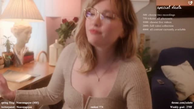 Gallery image thumbnail from Femme's myfreecams stream on, 04/19/2024, 17:40 image 15 of 20
