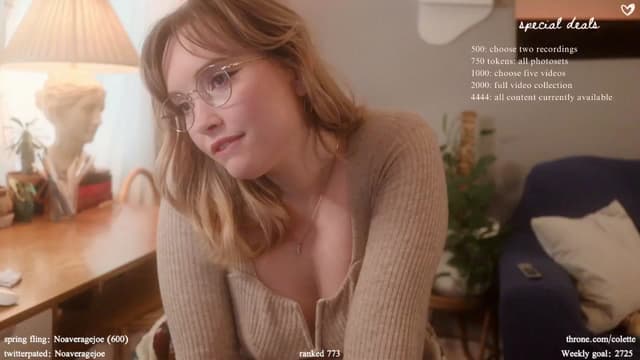 Gallery image thumbnail from Femme's myfreecams stream on, 04/19/2024, 17:40 image 5 of 20