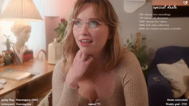 Gallery image thumbnail from Femme's myfreecams stream on, 04/19/2024, 17:40 image 8 of 20