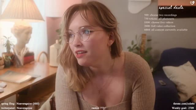 Gallery image thumbnail from Femme's myfreecams stream on, 04/19/2024, 17:40 image 9 of 20