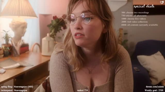Gallery image thumbnail from Femme's myfreecams stream on, 04/19/2024, 17:40 image 18 of 20