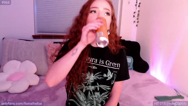 Gallery image thumbnail from Fiona's myfreecams stream on, 04/22/2023, 09:03 image 12 of 20