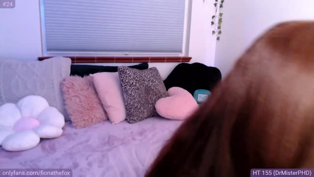 Gallery image thumbnail from Fiona's myfreecams stream on, 05/01/2023, 09:59 image 3 of 20