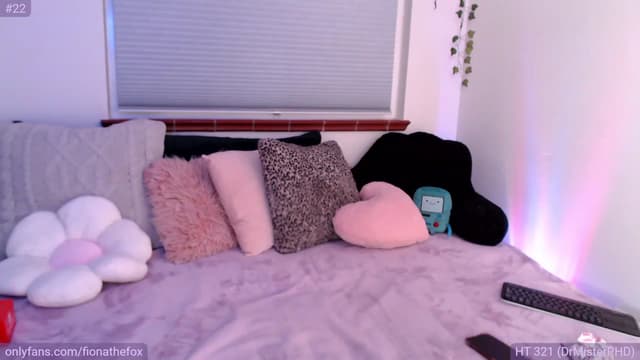 Gallery image thumbnail from Fiona's myfreecams stream on, 05/01/2023, 09:59 image 6 of 20