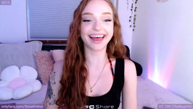 Gallery image thumbnail from Fiona's myfreecams stream on, 05/10/2023, 08:25 image 4 of 20