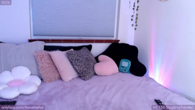 Gallery image thumbnail from Fiona's myfreecams stream on, 05/12/2023, 09:46 image 5 of 20