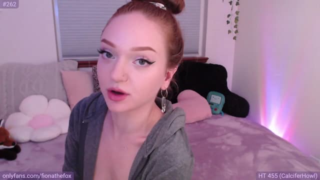 Gallery image thumbnail from Fiona's myfreecams stream on, 05/19/2023, 09:14 image 18 of 20