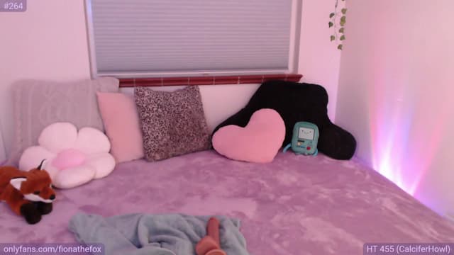 Gallery image thumbnail from Fiona's myfreecams stream on, 05/19/2023, 09:14 image 14 of 20