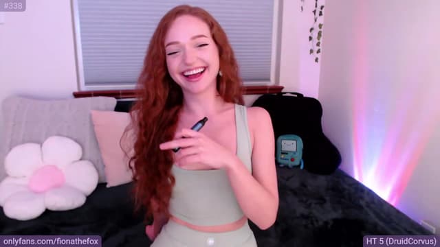 Gallery image thumbnail from Fiona's myfreecams stream on, 05/29/2023, 06:49 image 15 of 20