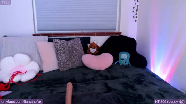 Gallery image thumbnail from Fiona's myfreecams stream on, 05/31/2023, 10:06 image 13 of 20