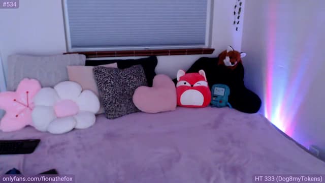 Gallery image thumbnail from Fiona's myfreecams stream on, 06/27/2023, 10:10 image 12 of 20
