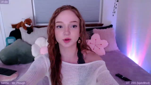 Gallery image thumbnail from Fiona's myfreecams stream on, 08/28/2023, 09:17 image 1 of 20