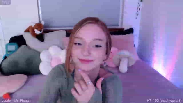 Gallery image thumbnail from Fiona's myfreecams stream on, 08/31/2023, 07:15 image 11 of 20