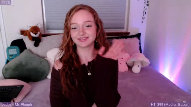 Gallery image thumbnail from Fiona's myfreecams stream on, 09/13/2023, 06:07 image 9 of 20
