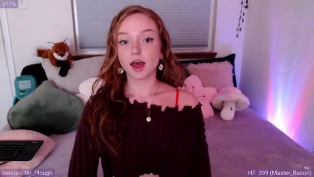 Gallery image thumbnail from Fiona's myfreecams stream on, 09/13/2023, 06:07 image 5 of 20