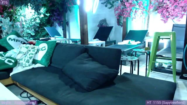 Gallery image thumbnail from Fiona's myfreecams stream on, 10/10/2023, 10:59 image 18 of 20