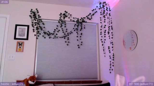 Gallery image thumbnail from Fiona's myfreecams stream on, 10/17/2023, 08:43 image 16 of 20
