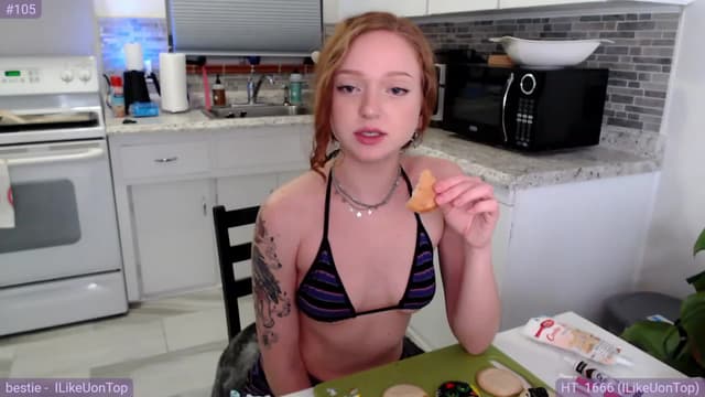 Gallery image thumbnail from Fiona's myfreecams stream on, 10/18/2023, 06:59 image 16 of 20