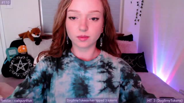 Gallery image thumbnail from Fiona's myfreecams stream on, 10/19/2023, 07:21 image 1 of 20