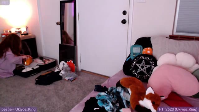 Gallery image thumbnail from Fiona's myfreecams stream on, 10/19/2023, 08:15 image 18 of 20