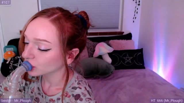 Gallery image thumbnail from Fiona's myfreecams stream on, 10/28/2023, 11:50 image 17 of 20