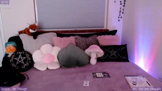 Gallery image thumbnail from Fiona's myfreecams stream on, 10/29/2023, 08:47 image 2 of 20