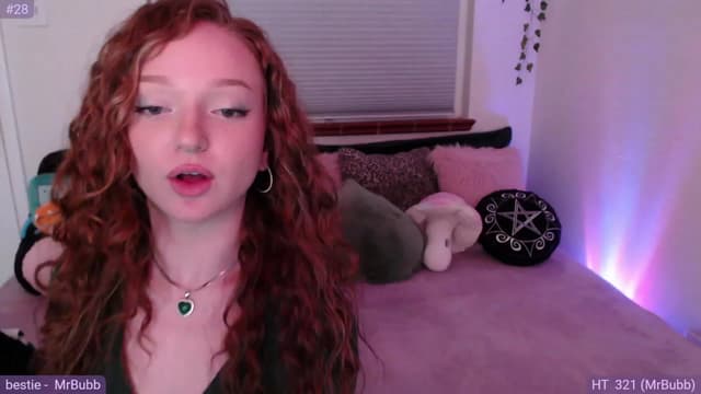 Gallery image thumbnail from Fiona's myfreecams stream on, 11/03/2023, 07:22 image 13 of 20