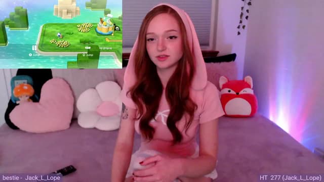 Gallery image thumbnail from Fiona's myfreecams stream on, 11/13/2023, 09:32 image 3 of 20
