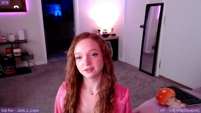 Gallery image thumbnail from Fiona's myfreecams stream on, 11/16/2023, 09:08 image 8 of 20
