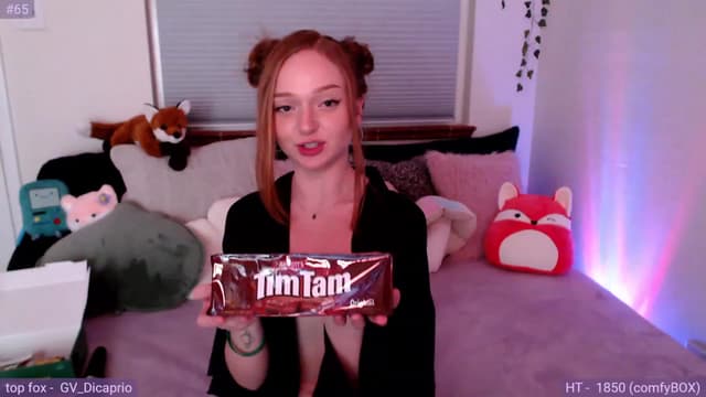 Gallery image thumbnail from Fiona's myfreecams stream on, 11/21/2023, 12:28 image 12 of 20