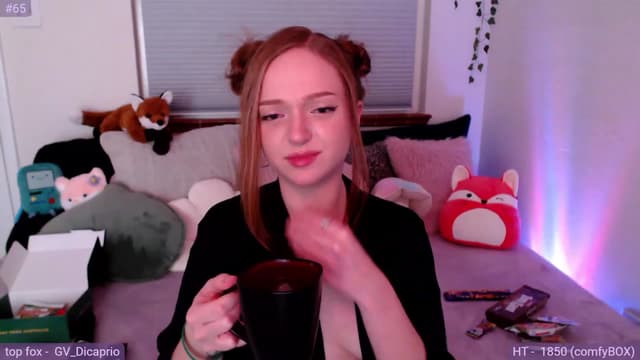 Gallery image thumbnail from Fiona's myfreecams stream on, 11/21/2023, 12:28 image 4 of 20