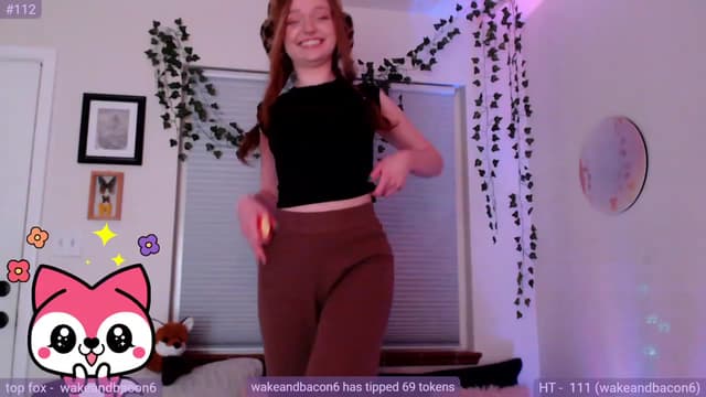 Gallery image thumbnail from Fiona's myfreecams stream on, 12/09/2023, 07:53 image 6 of 20