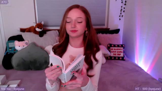 Gallery image thumbnail from Fiona's myfreecams stream on, 12/12/2023, 08:23 image 3 of 20