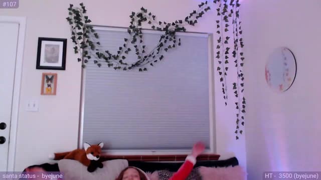 Gallery image thumbnail from Fiona's myfreecams stream on, 12/25/2023, 13:08 image 9 of 20