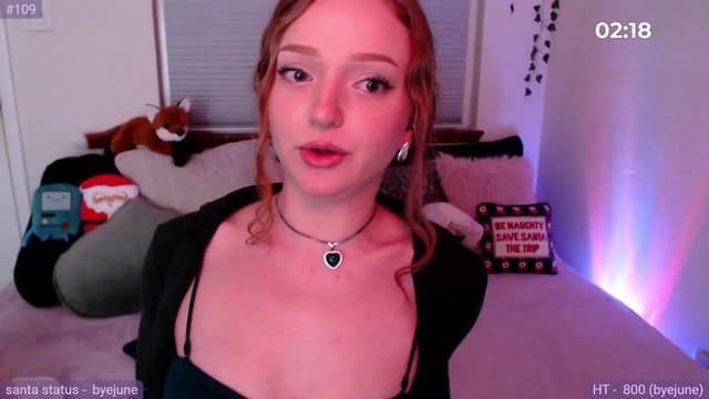 Gallery image thumbnail from Fiona's myfreecams stream on, 12/26/2023, 06:50 image 16 of 20
