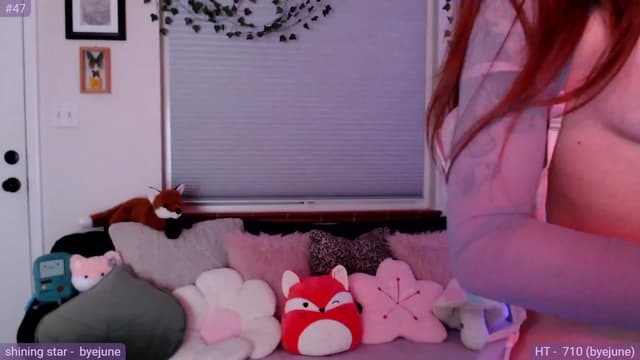 Gallery image thumbnail from Fiona's myfreecams stream on, 01/06/2024, 08:18 image 13 of 20