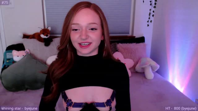 Gallery image thumbnail from Fiona's myfreecams stream on, 01/17/2024, 08:13 image 3 of 20