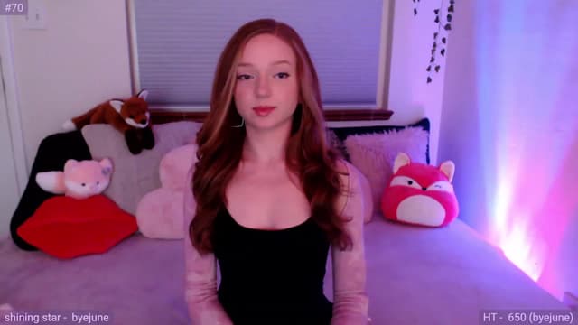 Gallery image thumbnail from Fiona's myfreecams stream on, 02/10/2024, 07:45 image 9 of 20