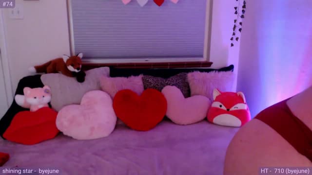Gallery image thumbnail from Fiona's myfreecams stream on, 02/14/2024, 08:43 image 8 of 20