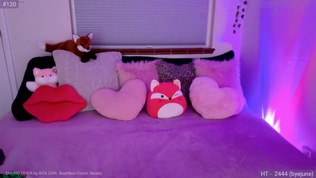 Gallery image thumbnail from Fiona's myfreecams stream on, 03/15/2024, 07:37 image 7 of 20