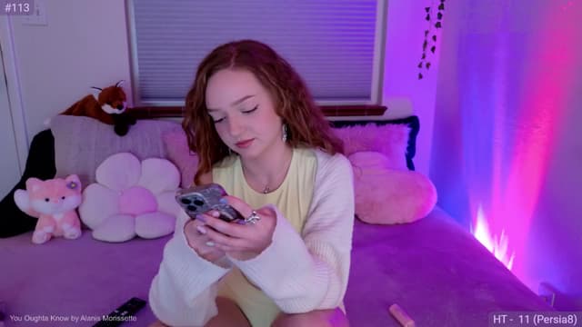 Gallery image thumbnail from Fiona's myfreecams stream on, 04/10/2024, 07:40 image 4 of 20