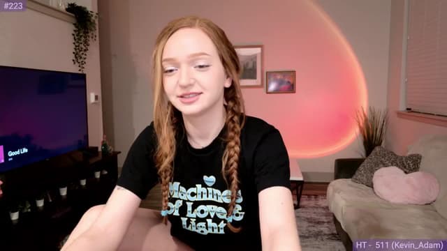 Gallery image thumbnail from Fiona's myfreecams stream on, 05/02/2024, 08:50 image 14 of 20