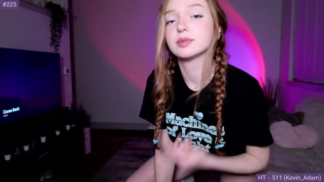 Gallery image thumbnail from Fiona's myfreecams stream on, 05/02/2024, 08:50 image 19 of 20