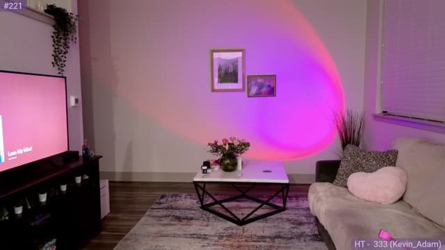 Gallery image thumbnail from Fiona's myfreecams stream on, 05/03/2024, 09:52 image 8 of 20
