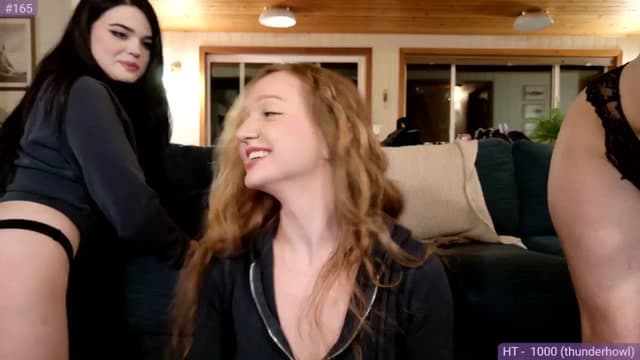 Gallery image thumbnail from Fiona's myfreecams stream on, 05/29/2024, 09:24 image 15 of 20