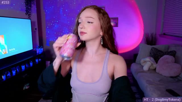 Gallery image thumbnail from Fiona's myfreecams stream on, 06/14/2024, 11:15 image 1 of 20